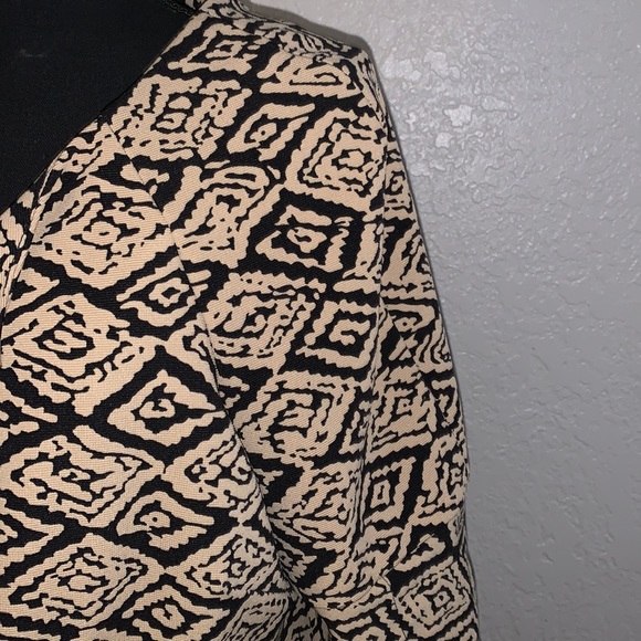 Perceptions 2 piece black dress with jacket size 18 - Picture 4 of 15